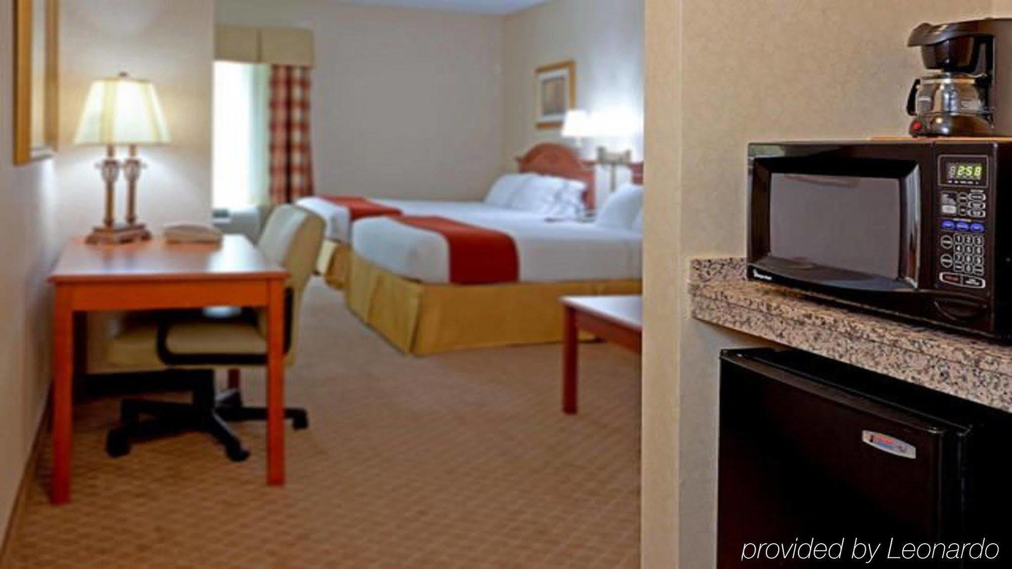 Holiday Inn Express Mount Arlington By Ihg Room photo